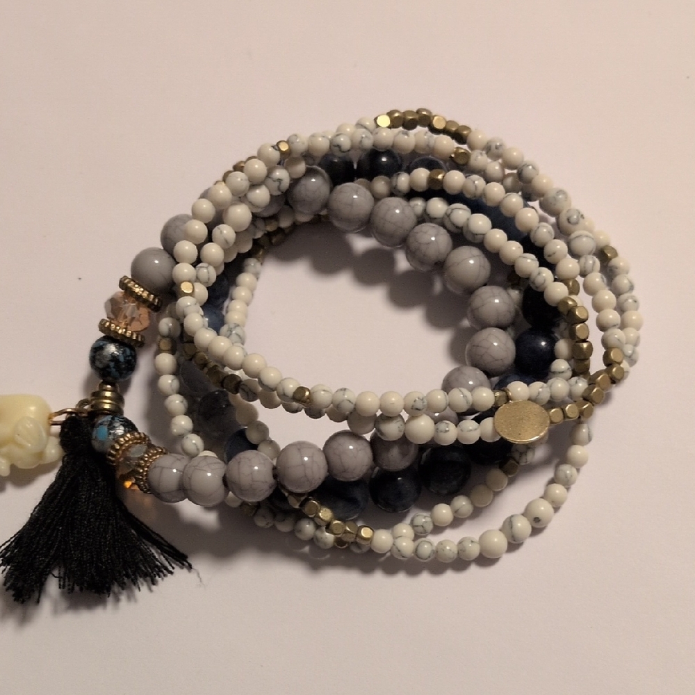 Elegant Multi-Color Beaded Gray‎ Blue And Cream Bracelet Set - Picture 4 of 4